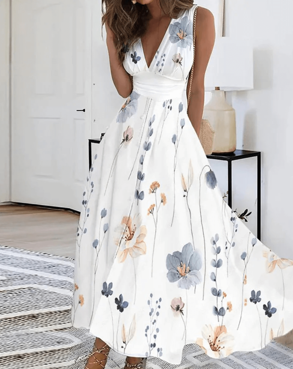 Women's Summer V-Neck Dress: Lightweight & Stylish