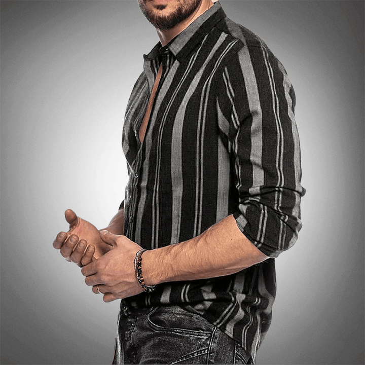 Men's Long Sleeve Striped Shirt: Classic Fit Button-Up