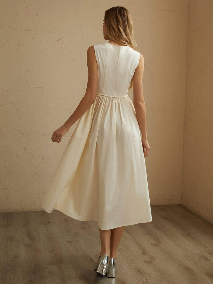 Women's Pleated Midi Dress: Elegant & Flowy