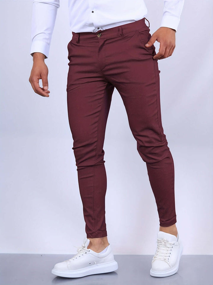 Men's Slim Fit Trousers: Tailored Design, Pockets & Secure Closure