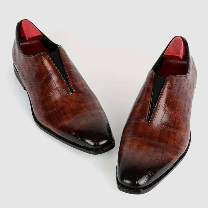 Men's Leather Oxford Shoes: Stone Pattern Detail