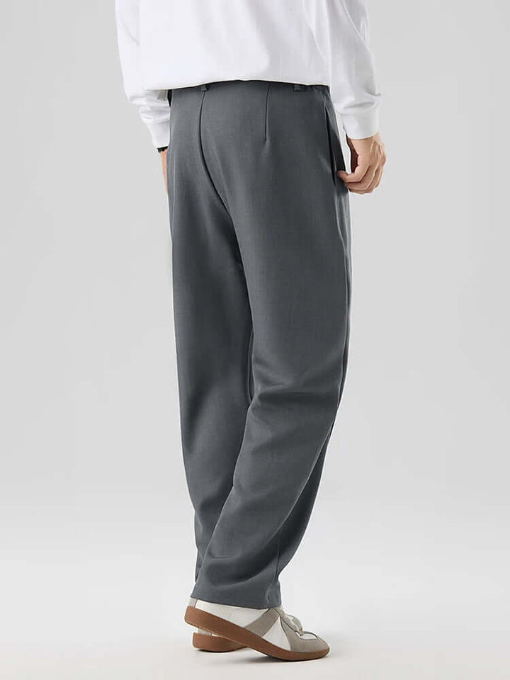 Men's Wide Leg Pleated Trousers: Comfortable & Stylish