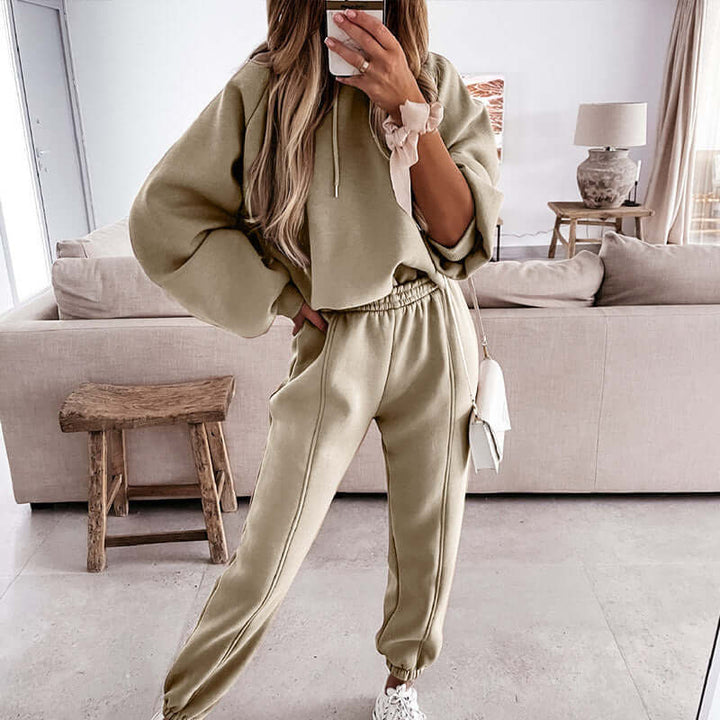 Women's Comfortable Loungewear Set: Hoodie & Joggers