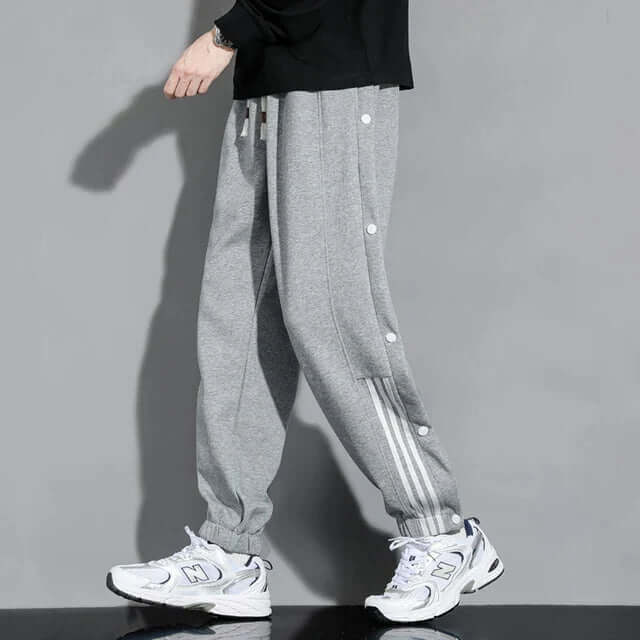 Men's Relaxed-Fit Cargo Joggers