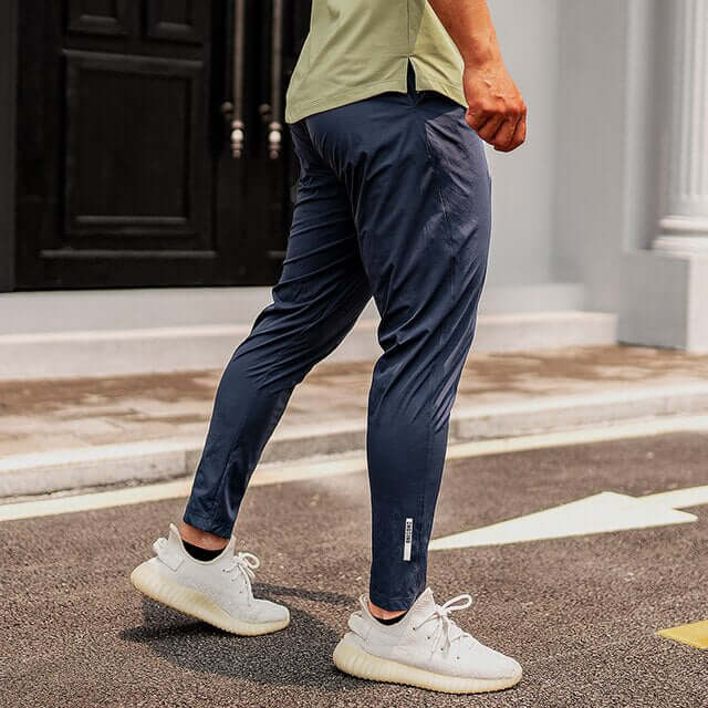Men's Tapered Joggers: Lightweight & Stretchy