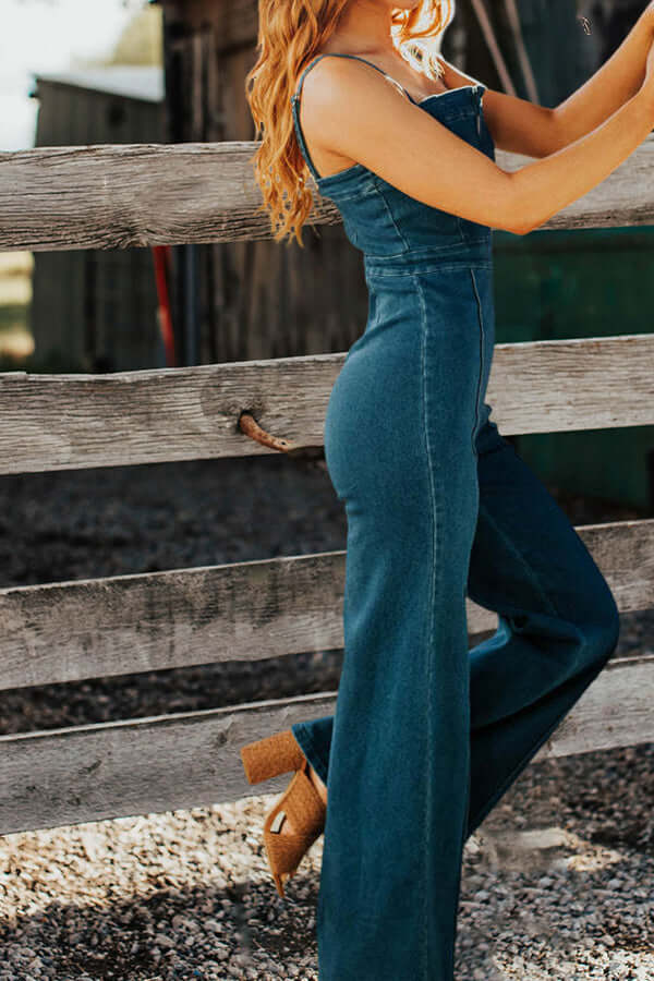 Women's Sleeveless Denim Jumpsuit: Wide Leg, Tailored Fit
