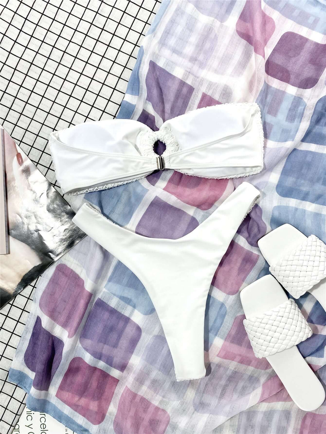 Women's White Bandeau Bikini: Adjustable Summer Swimsuit