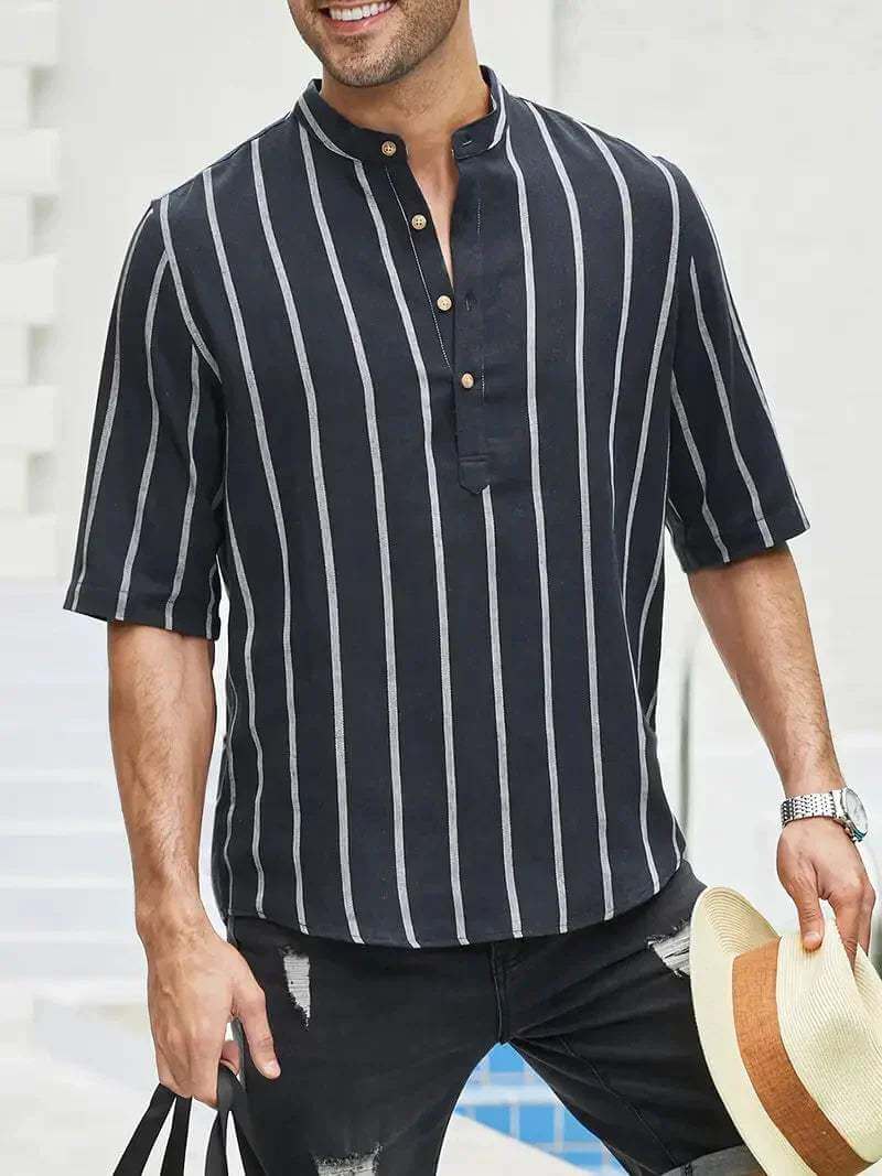 Men's Relaxed Fit Short Sleeve Shirt: Vertical Stripes