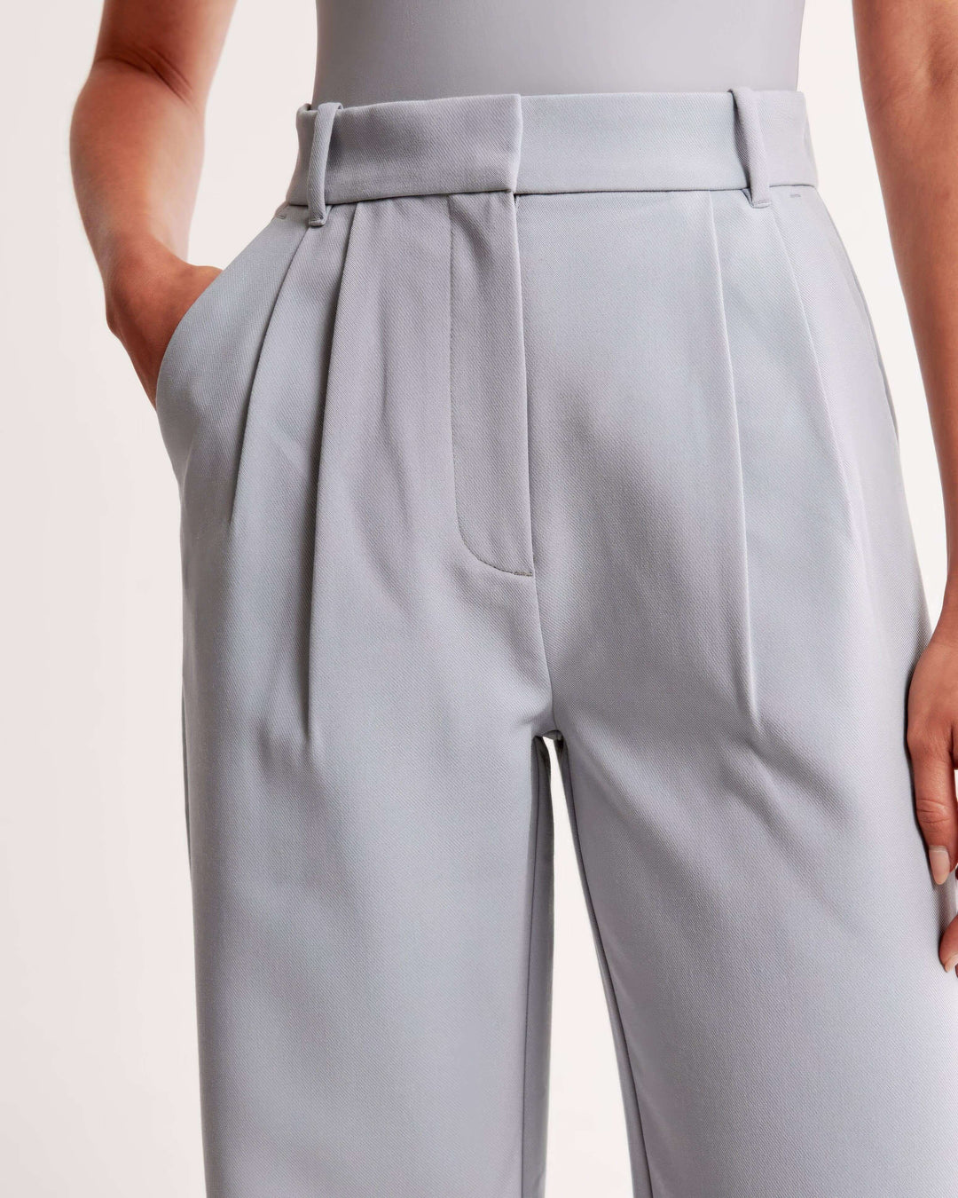 Women's High-Waisted Comfortable Pants: Stylish & Versatile