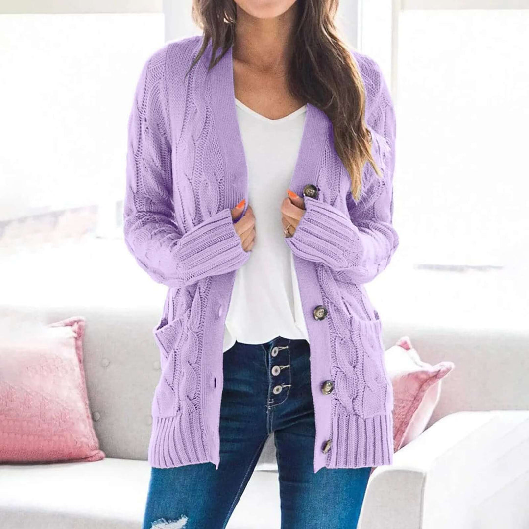 Women's Long-Sleeve Knit Sweater: Cozy & Stylish