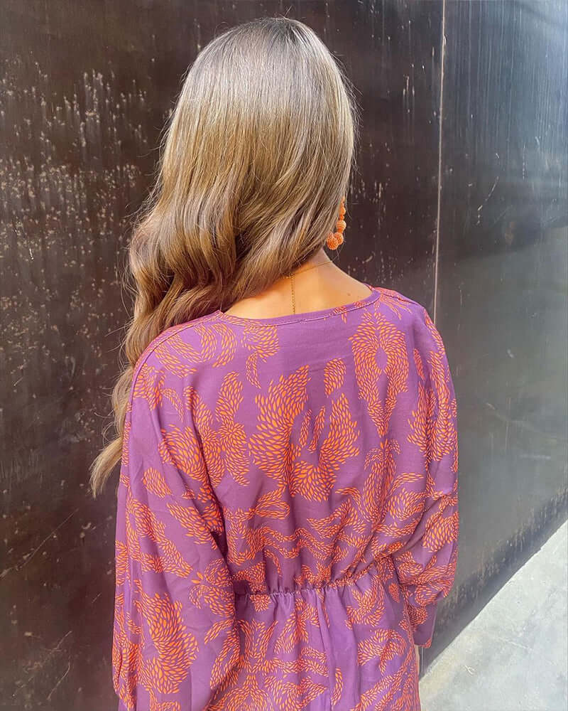 Elegant Women's Dress: Sustainable All-Season Design