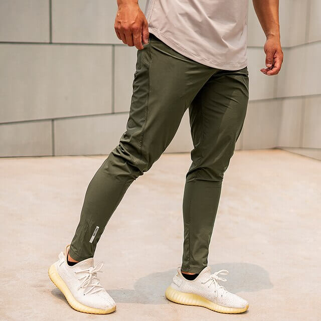 Men's Tapered Joggers: Lightweight & Stretchy