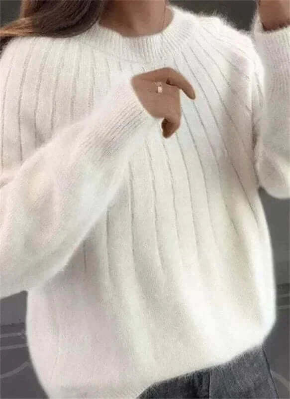 Women's Fluffy Knit Jumper - Cozy & Soft