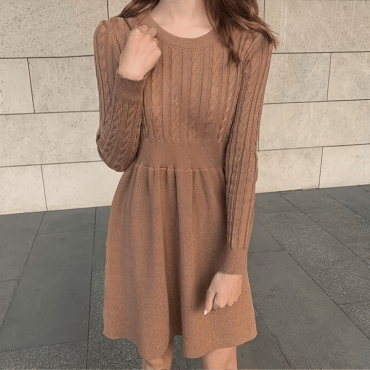 Women's Knit Midi Dress: Cozy & Stylish