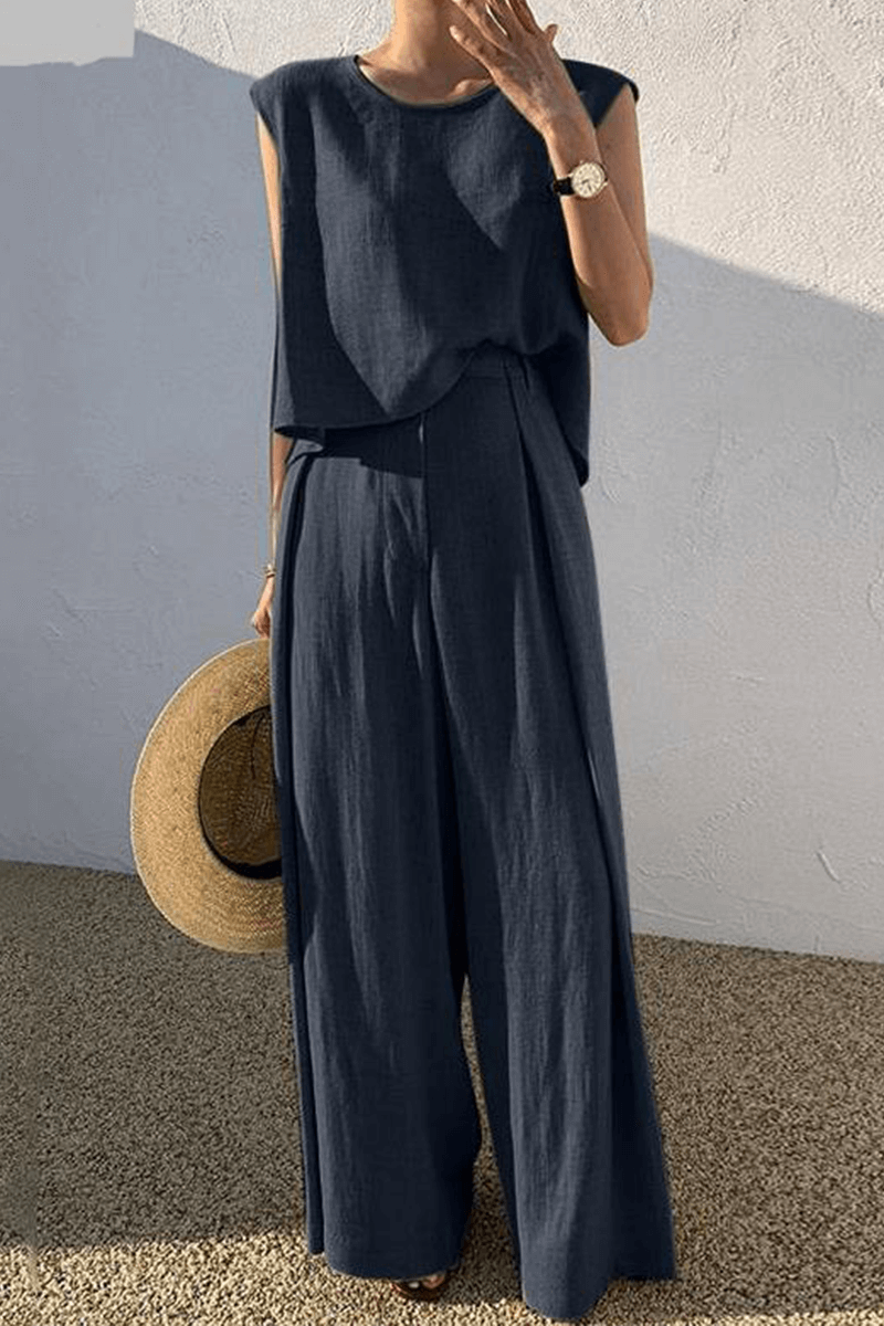 Women's Relaxed Minimalist Outfit: Wide Leg Trousers &amp; Top