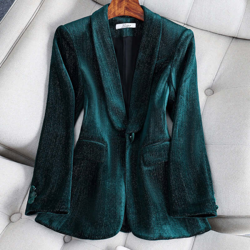Women's Velvet Blazer Suit: Elegant & Comfortable