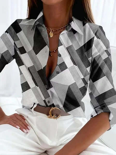 Women's Plaid Print Button-Up Shirt