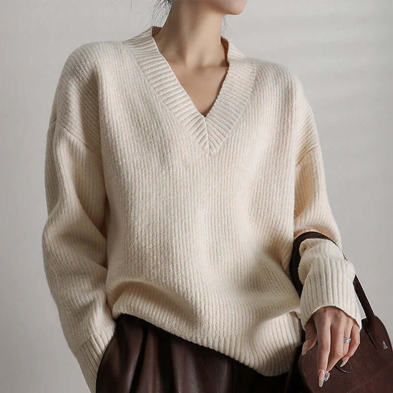 Women's Oversized Turtleneck Sweater: Long Sleeve Ribbed Knit