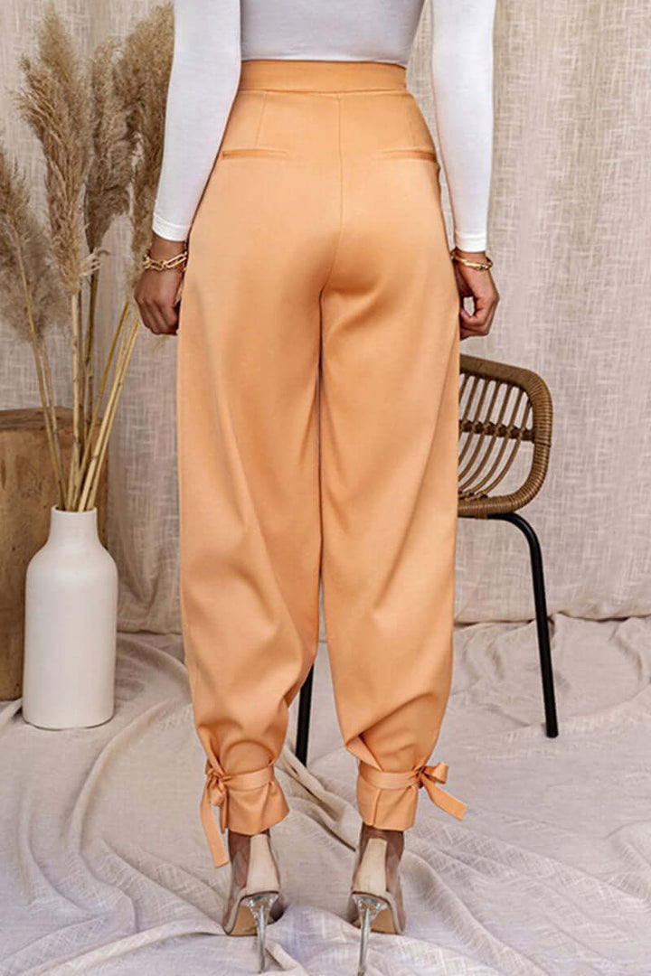 Women's High-Waisted Pleated Tapered Trousers
