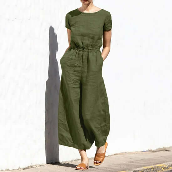 Women's Sleeveless Jumpsuit: Casual & Formal Wear