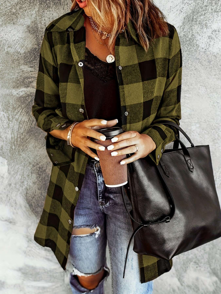 Women's Long Sleeve Plaid Shirt: Relaxed Fit Button-Up Top
