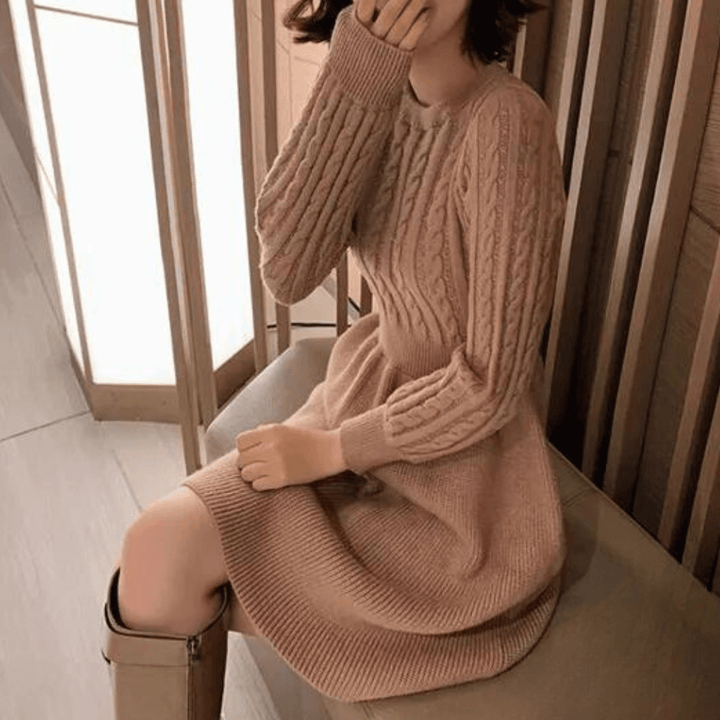 Women's Knit Midi Dress: Cozy & Stylish