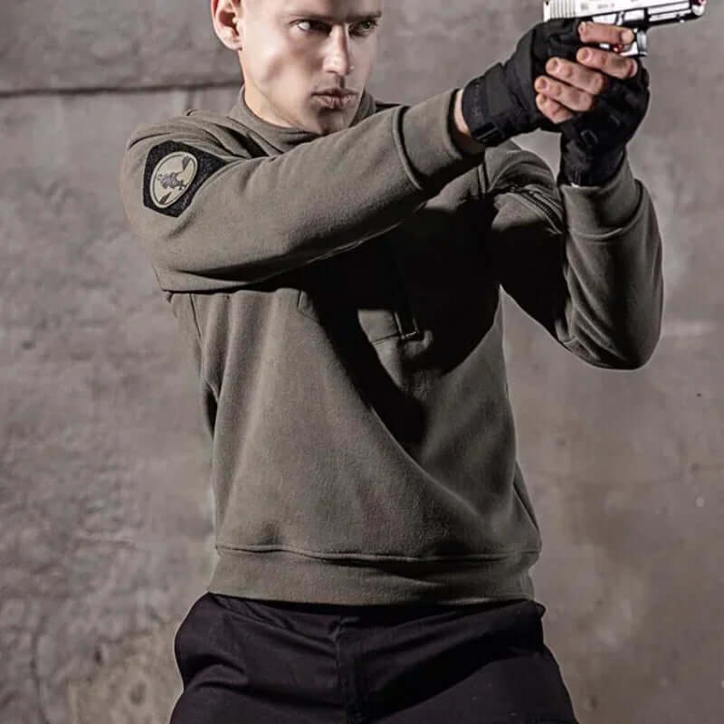 Men's Tactical Fleece Jacket: Warm, Durable & Versatile