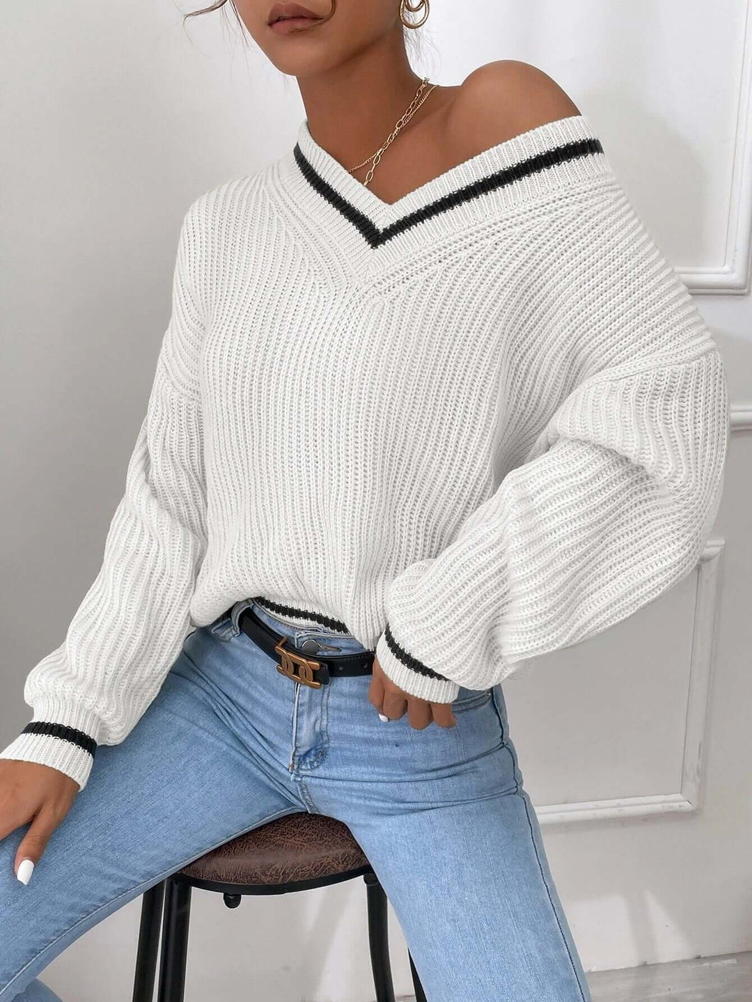 Women's Striped V-Neck Relaxed Fit Sweater