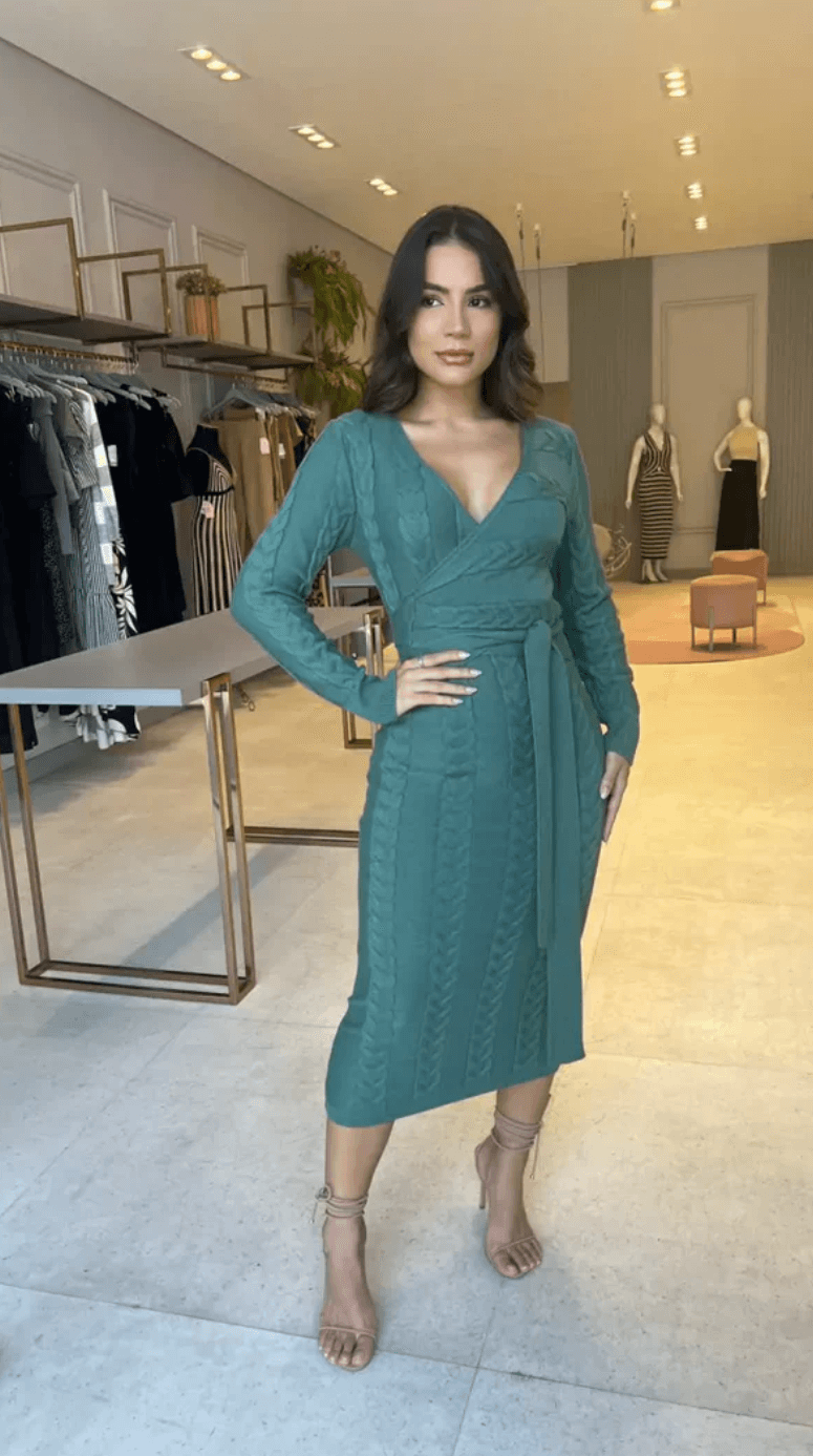 Women's Summer Poly Blend Dress: Elegant Round Neck Casual