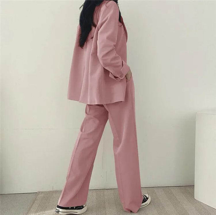 Women's Smart Casual Suit: Oversized Blazer & High-Waisted Trousers