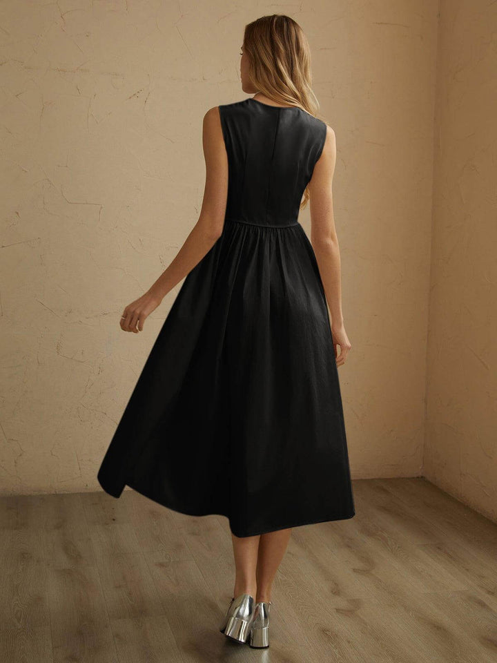 Women's Pleated Midi Dress: Elegant & Flowy