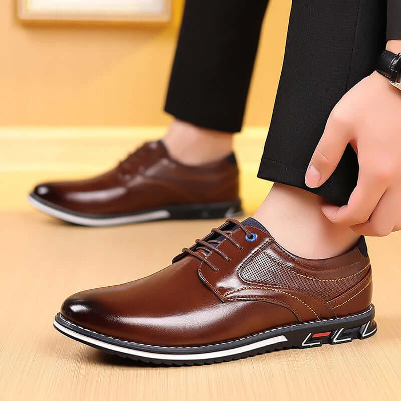Men's Casual Outdoor Pointed Toe Leather Shoes
