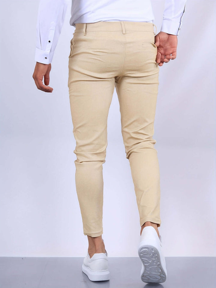 Men's Slim Fit Trousers: Tailored Design, Pockets & Secure Closure