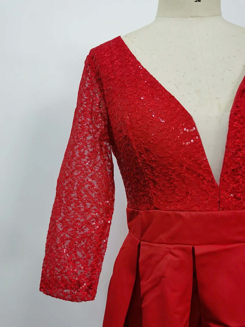 Elegant A-Line Evening Gown with Lace Bodice
