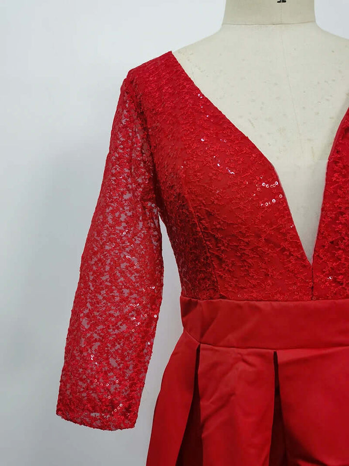 Elegant A-Line Evening Gown with Lace Bodice