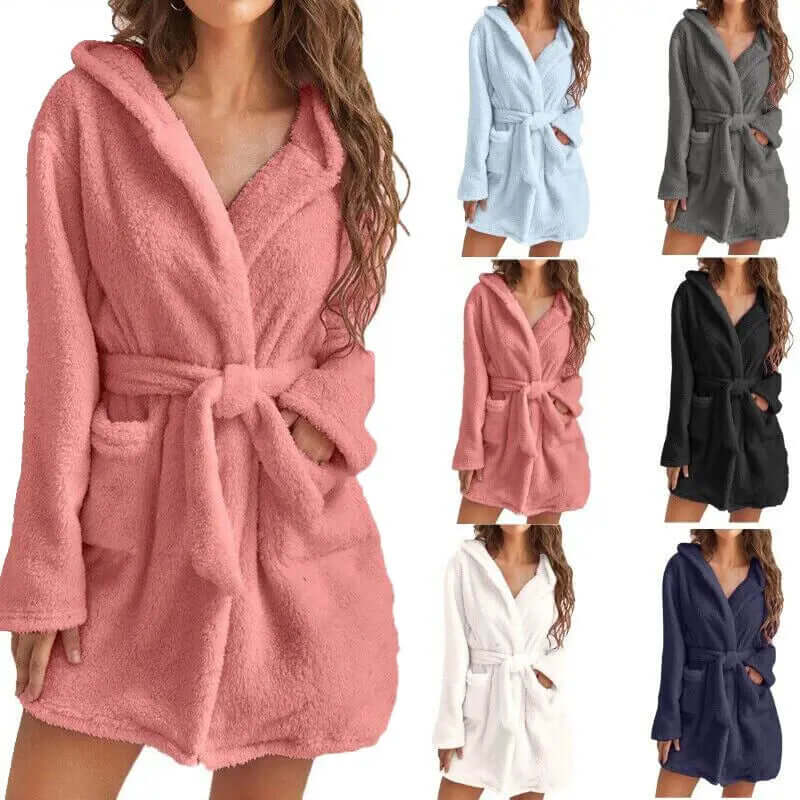 Women's Plush Hooded Bathrobe: Cozy & Comfortable Loungewear