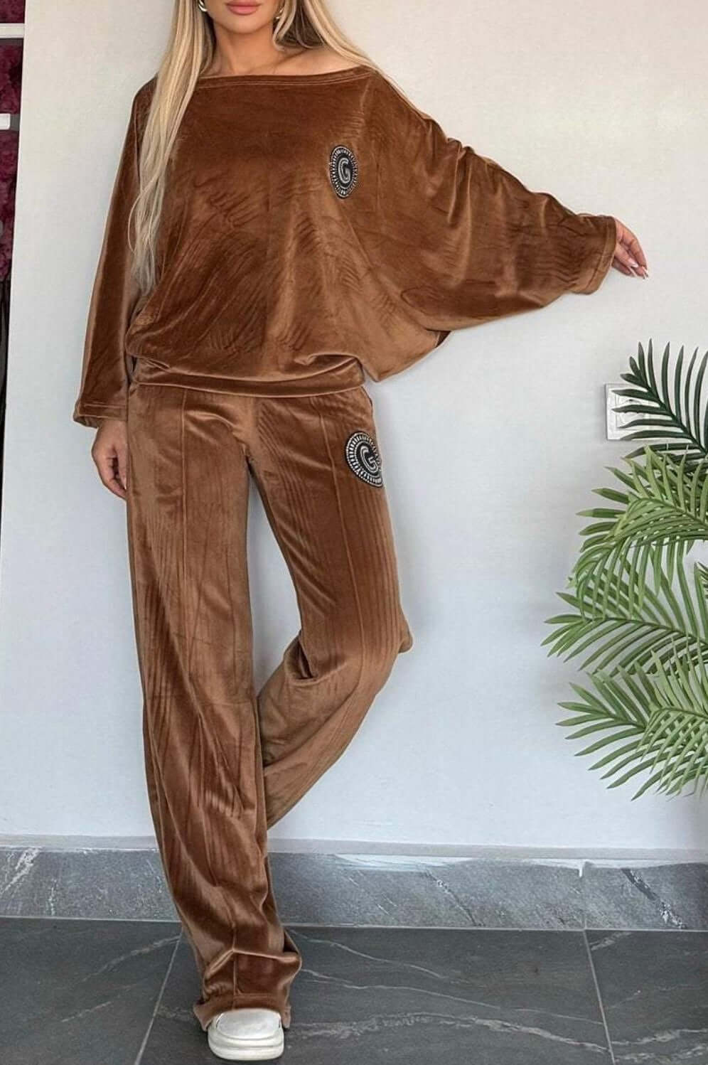 Luxurious Velvet Women's Lounge Set