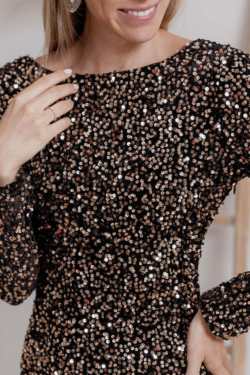 Elegant Party Dress: Luxury Polyester Fabric