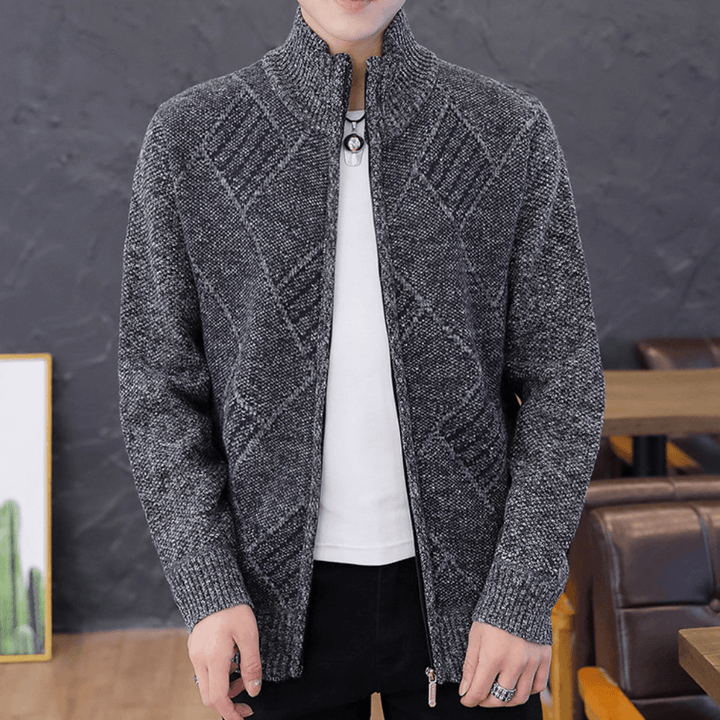 Men's Classic Knit Cardigan: Soft, Versatile & Comfortable