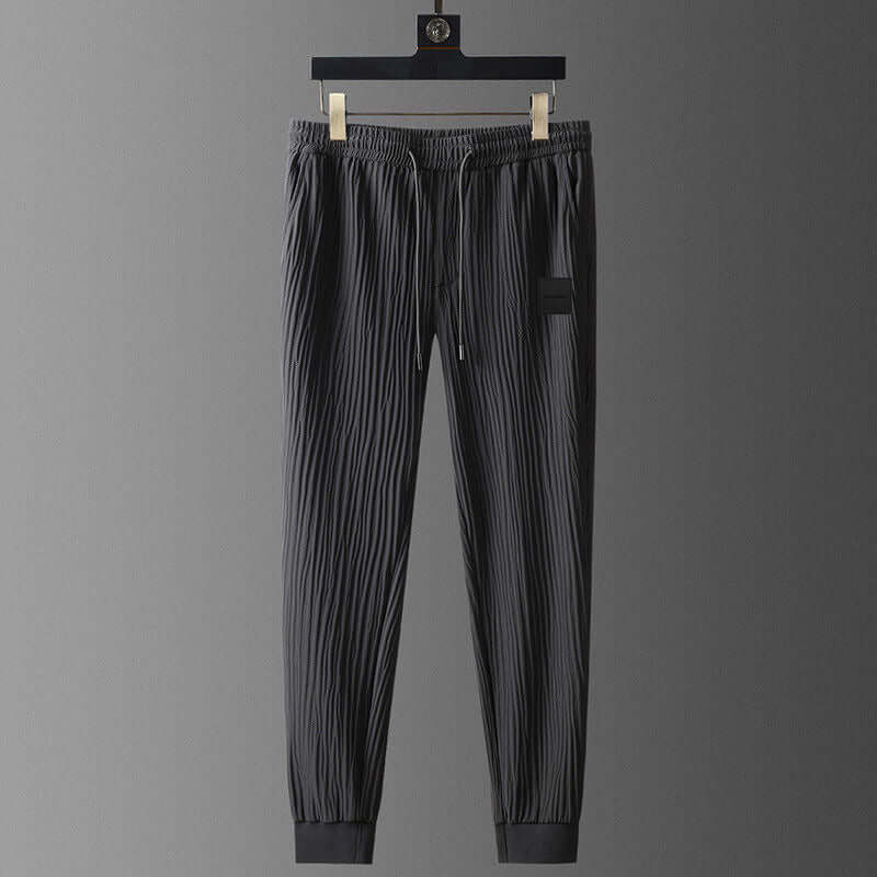 Men's Relaxed Fit Tracksuit Set: Textured Pleated Fabric