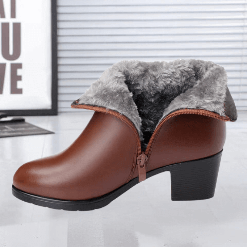 Women's Suede Ankle Boots: Stylish & Comfortable Footwear
