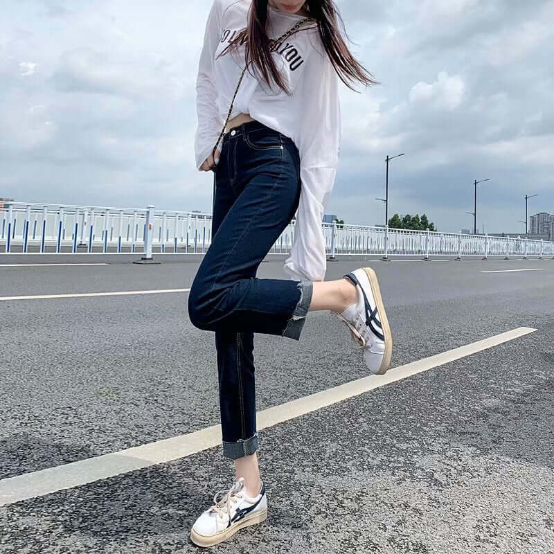Women's Short Stretch Straight Leg Pants: Versatile & Comfortable