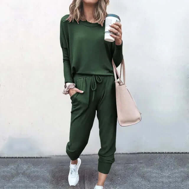 Women's Relaxed-Fit Tracksuit Set: Cozy Lounge Wear