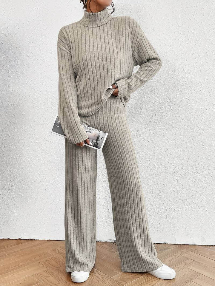 Women's Cozy Turtleneck Sweater & Wide-Leg Pant Set