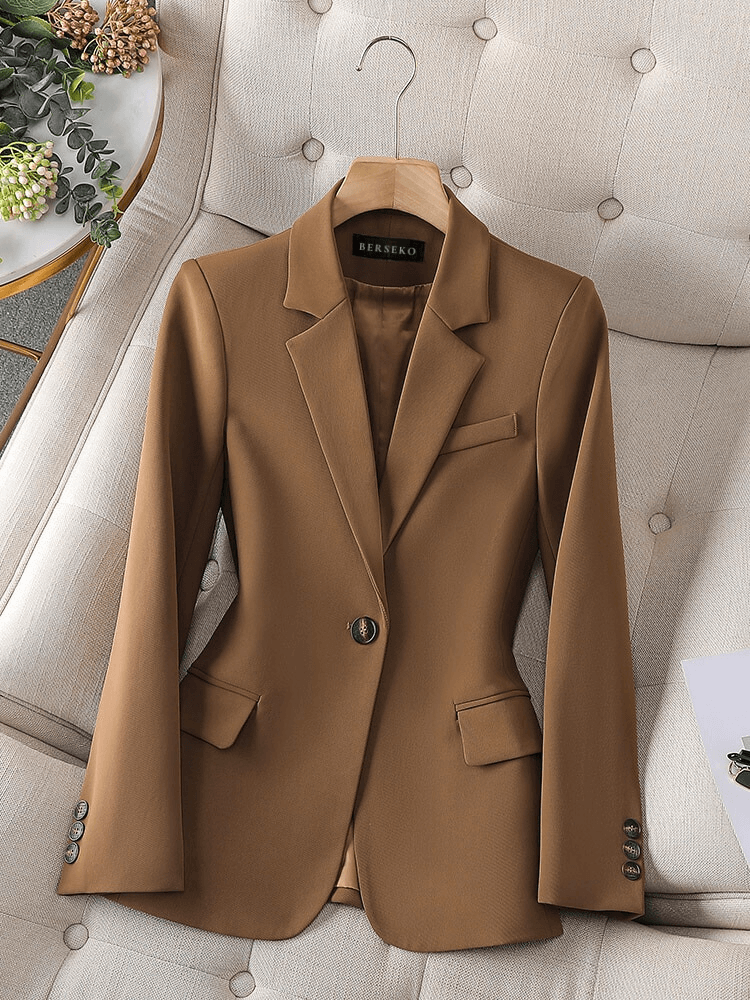 Tailored Women's Single-Breasted Blazer