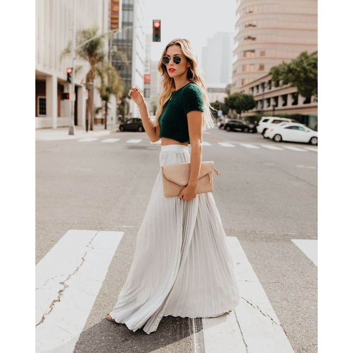 Women's Pleated Maxi Skirt: Elegant High-Waist Flowing Design