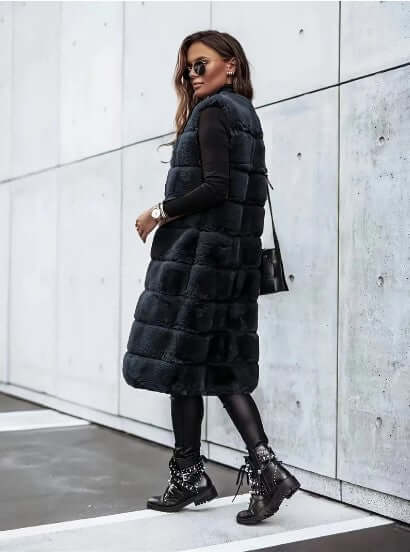 Women's Long Sleeveless Faux Fur Vest: Warm & Stylish Layer