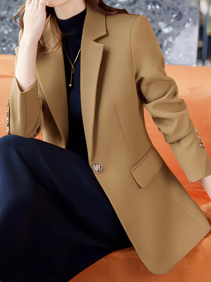 Women's Tailored Single-Breasted Blazer: Versatile & Stylish