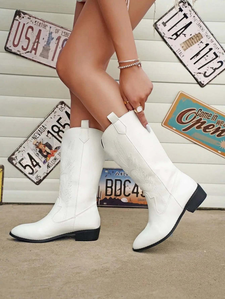 Women's Leather Cowboy Boots: Western Style Ankle Boots