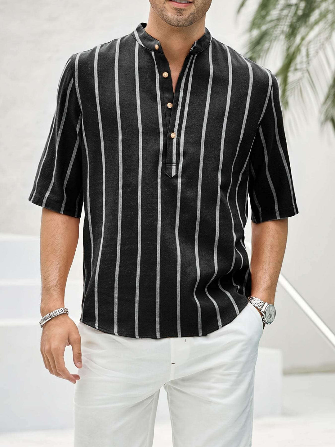 Men's Relaxed Fit Short Sleeve Shirt: Vertical Stripes
